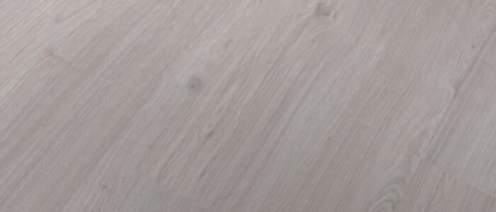 Samurai-Koenigseiche-Nordic-801-schraeg-scaled